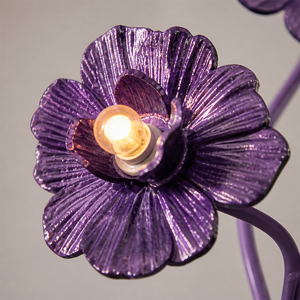 Minimalist Metal Flower-Shaped Floor Lamp