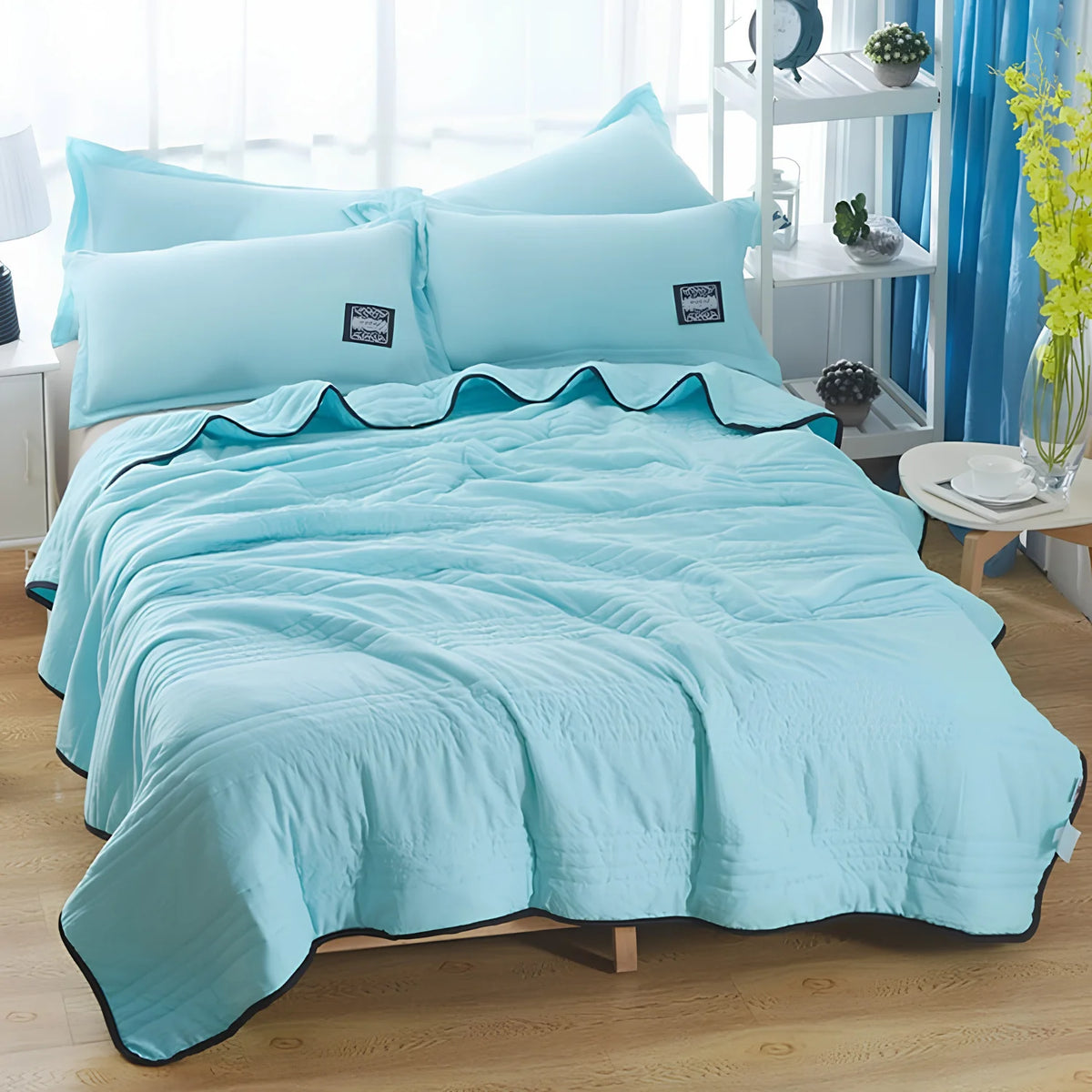 Cooling Blanket Breathable Lightweight Machine Washable