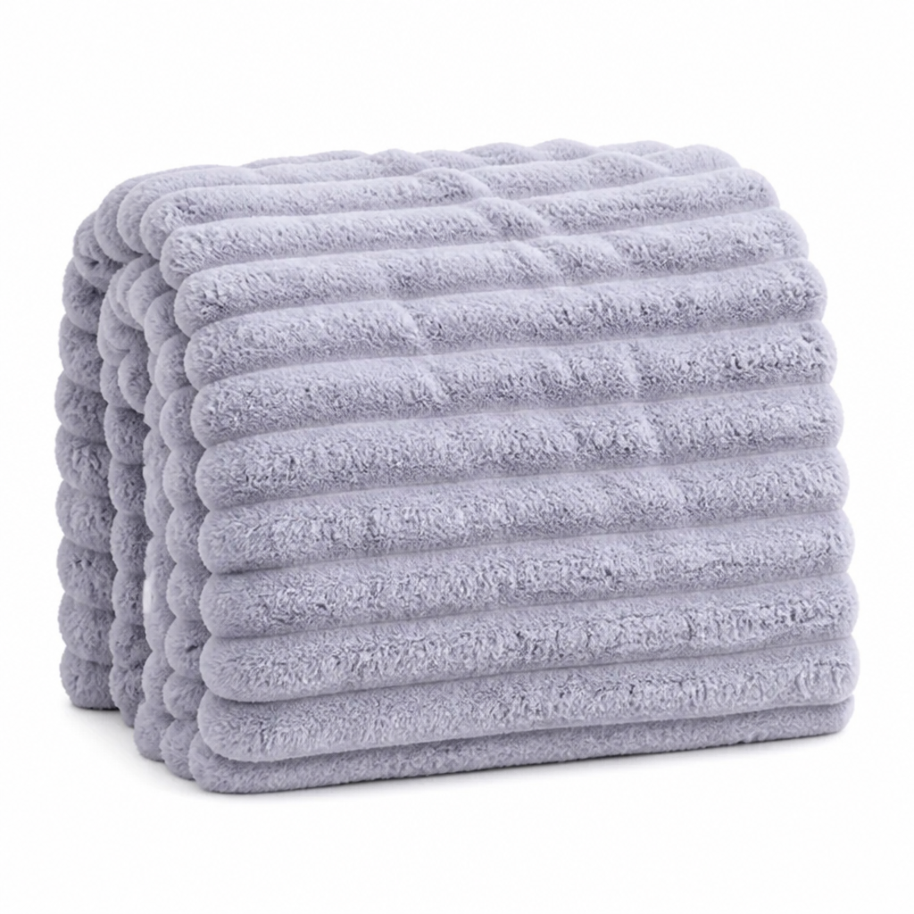 Throw Blanket Ultra-Soft Polyester Fleece Machine Washable
